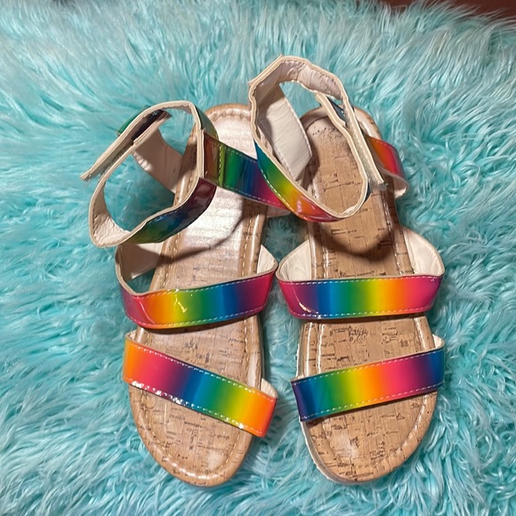 Shoes - EUC - Rainbow sandals